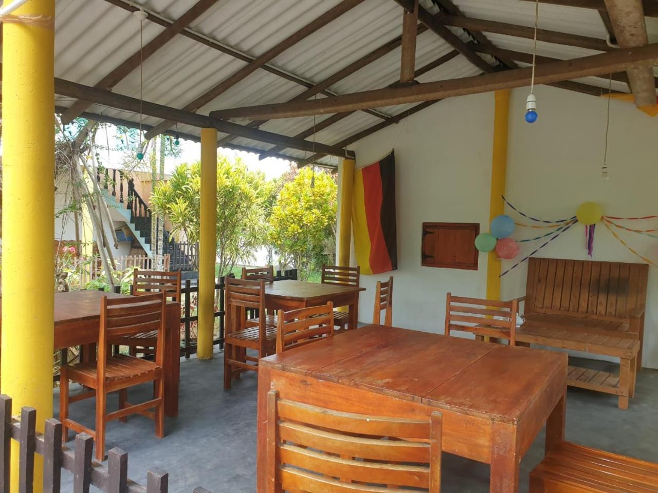 Beach Lagoon Guesthouse Tangalle Exterior foto