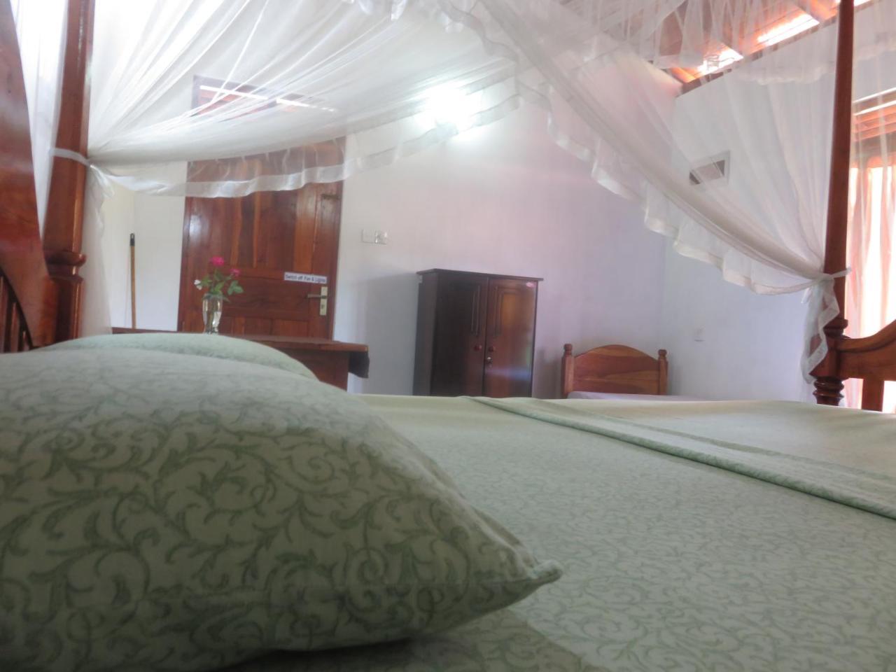 Beach Lagoon Guesthouse Tangalle Exterior foto